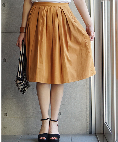 laboratory work（ラボラトリーワーク）の「グログランランダムタックスカート（スカート・レディース・マスタード/カーキ/グリーン・MEDIUM）」の21枚目の写真