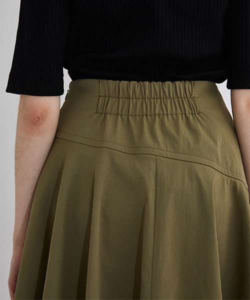 UNITED TOKYO（ユナイテッドトウキョウ）の「アシンメトリーフレアスカート（スカート・レディース・ブラック/カーキ/ピンク/ベージュ・1）」の15枚目の写真