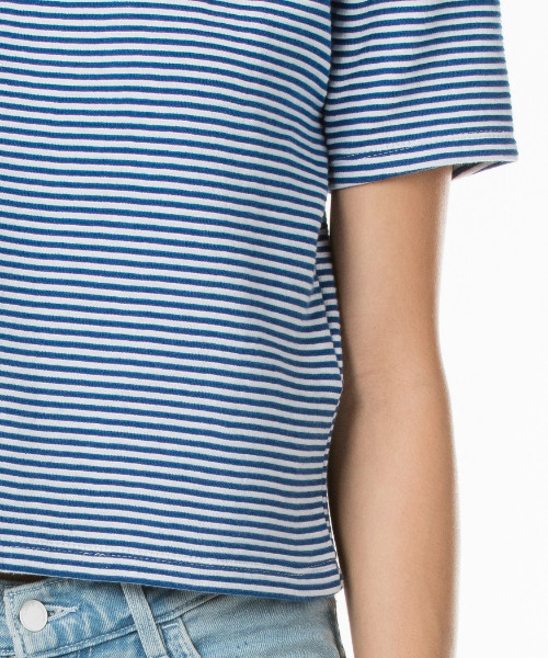 LINE8（ラインエイト）の「LINE8 ボックスTシャツ ボーダー MONACO BLUE（Tシャツ/カットソー・レディース・ブラック・X-SMALL/SMALL/MEDIUM）」の6枚目の写真