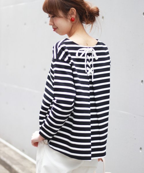 Spick & Span(スピックアンドスパン)の「デラヴェジャージーBACKレースアップ2◆(Tシャツ/カットソー・レディース・ホワイト/ブラック系その他/ホワイト×ネイビー・FREE)」の3枚目の写真