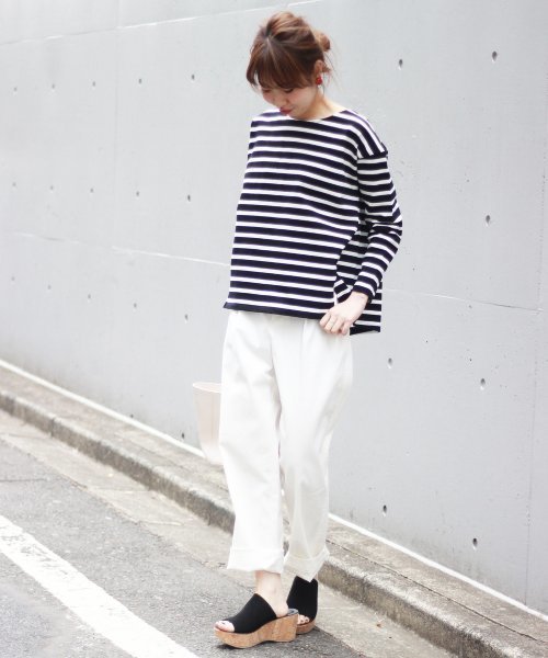 Spick & Span(スピックアンドスパン)の「デラヴェジャージーBACKレースアップ2◆(Tシャツ/カットソー・レディース・ホワイト/ブラック系その他/ホワイト×ネイビー・FREE)」の4枚目の写真