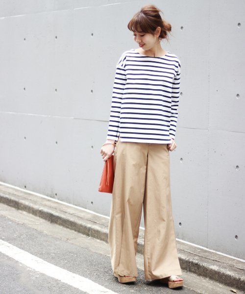 Spick & Span(スピックアンドスパン)の「デラヴェジャージーBACKレースアップ2◆(Tシャツ/カットソー・レディース・ホワイト/ブラック系その他/ホワイト×ネイビー・FREE)」の6枚目の写真