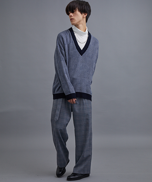 STUDIOUS(ステュディオス)の「ベルテッドワイドスラックス(スラックス・メンズ・グレー/ブラック/ブラウン・1/2)」の18枚目の写真