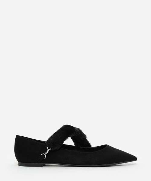 CHARLES & KEITH（チャールズ & キース）の「ファーストラップパンプス / FUR STRAP PUMPS（バレエシューズ・レディース・グレー/ライトブラウン/ブラック・23cm/23.5cm/24.5cm/22.5cm/25cm）」の2枚目の写真