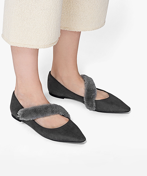 CHARLES & KEITH（チャールズ & キース）の「ファーストラップパンプス / FUR STRAP PUMPS（バレエシューズ・レディース・グレー/ライトブラウン/ブラック・23cm/23.5cm/24.5cm/22.5cm/25cm）」の15枚目の写真