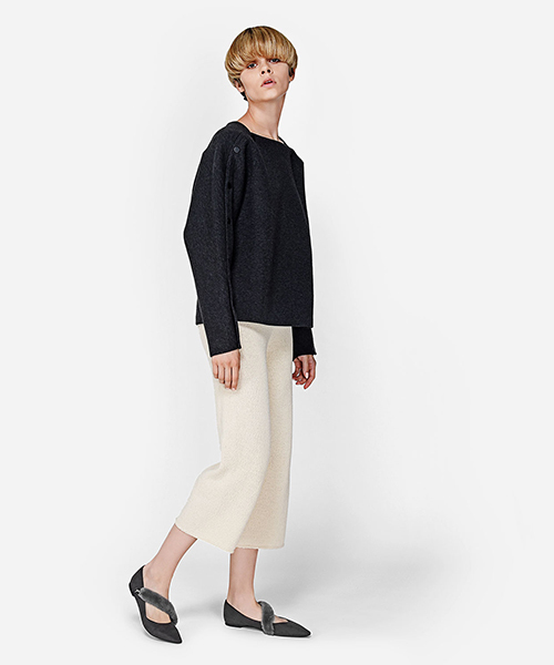 CHARLES & KEITH（チャールズ & キース）の「ファーストラップパンプス / FUR STRAP PUMPS（バレエシューズ・レディース・グレー/ライトブラウン/ブラック・23cm/23.5cm/24.5cm/22.5cm/25cm）」の11枚目の写真