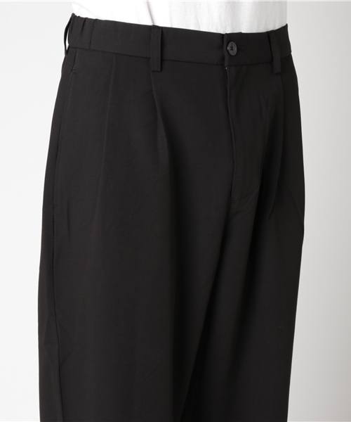 VENCEEXCHANGE（ヴァンスエクスチェンジ）の「T/R/PUワイドタックパンツ               （その他パンツ・メンズ・ブラック/グレー・LARGE/MEDIUM）」の9枚目の写真