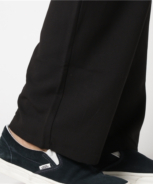 VENCEEXCHANGE（ヴァンスエクスチェンジ）の「T/R/PUワイドタックパンツ               （その他パンツ・メンズ・ブラック/グレー・LARGE/MEDIUM）」の10枚目の写真