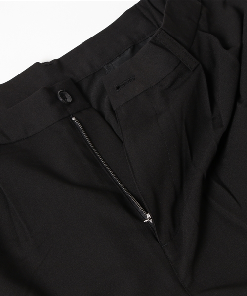 VENCEEXCHANGE（ヴァンスエクスチェンジ）の「T/R/PUワイドタックパンツ               （その他パンツ・メンズ・ブラック/グレー・LARGE/MEDIUM）」の8枚目の写真