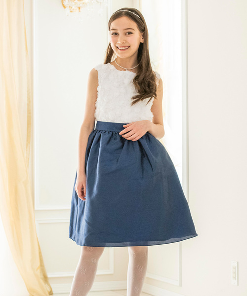 Catherine Cottage(キャサリンコテージ)の「ローズパーティードレス(ドレス・キッズ・シルバー/グリーン/ゴールド/レッド/ピンク/コーラルピンク/ネイビー/ホワイト×ブラック/サックスブルー/ベビーピンク/ホワイト×ネイビー・100/140/150/130/160/110/120)」の3枚目の写真