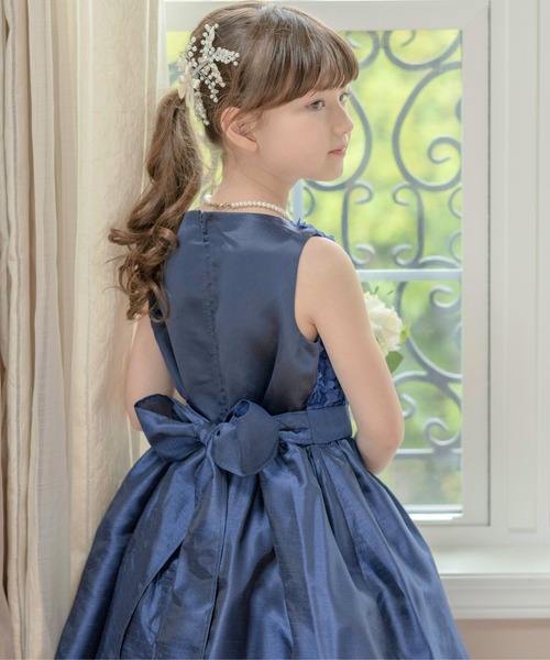 Catherine Cottage(キャサリンコテージ)の「ローズパーティードレス(ドレス・キッズ・シルバー/グリーン/ゴールド/レッド/ピンク/コーラルピンク/ネイビー/ホワイト×ブラック/サックスブルー/ベビーピンク/ホワイト×ネイビー・100/140/150/130/160/110/120)」の16枚目の写真