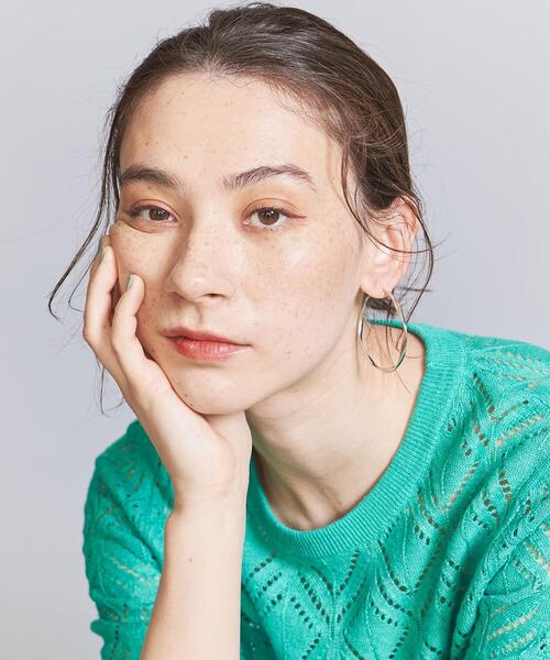 BEAUTY&YOUTH UNITED ARROWS(ビューティーアンドユースユナイテッドアローズ)の「【WEB限定】by∴ ヘンケイフープピアス(ピアス(両耳用)・レディース・ゴールド/シルバー・FREE)」の8枚目の写真