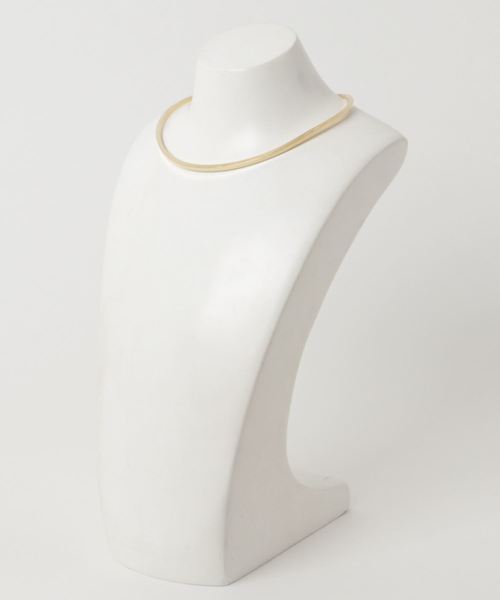 RIVE DROITE（リヴドロワ）の「タタキメタルチョーカー-（ネックレス・レディース・ゴールド・FREE）」の2枚目の写真