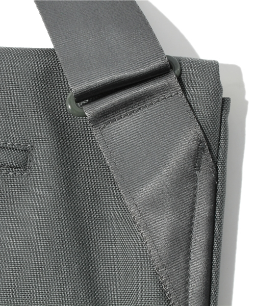 CAMPER（カンペール）の「COVES ナナメ掛けショルダーL