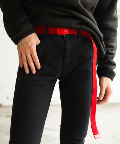 CONVERSE（コンバース）の「【WEB限定】 CONVERSE / コンバース　GIベルト/ガチャロングベルト（ベルト・メンズ・ホワイト/ブラック/イエロー/レッド・FREE）」の8枚目の写真