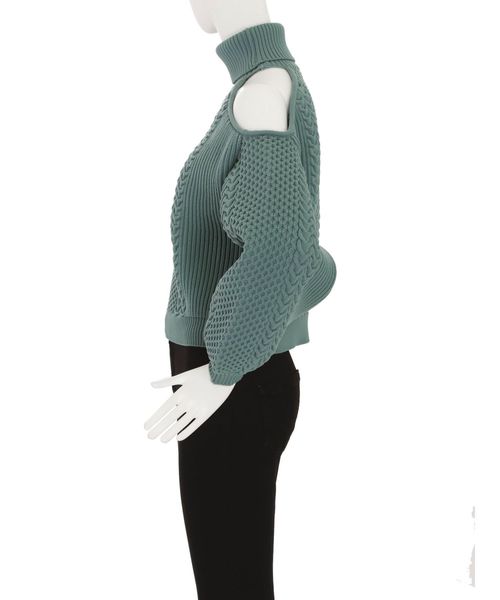 MURUA（ムルーア）の「オープンショルダーケーブルニット（ニット/セーター・レディース・ブルー/ホワイト/グレー/ブラック/オレンジ/ベージュ/カーキ・FREE）」の9枚目の写真