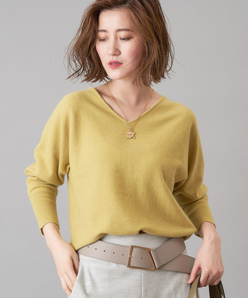 RIVE DROITE（リヴドロワ）の「【洗える】カシミヤVネックドルマンニット（ニット/セーター・レディース・ブラック/ライトベージュ/バイオレット/イエロー・FREE）」の4枚目の写真