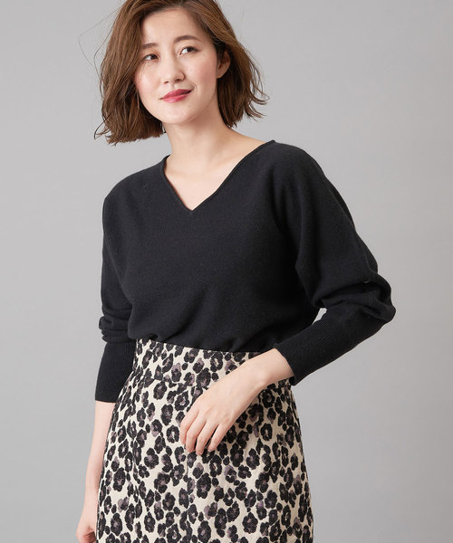 RIVE DROITE（リヴドロワ）の「【洗える】カシミヤVネックドルマンニット（ニット/セーター・レディース・ブラック/ライトベージュ/バイオレット/イエロー・FREE）」の5枚目の写真