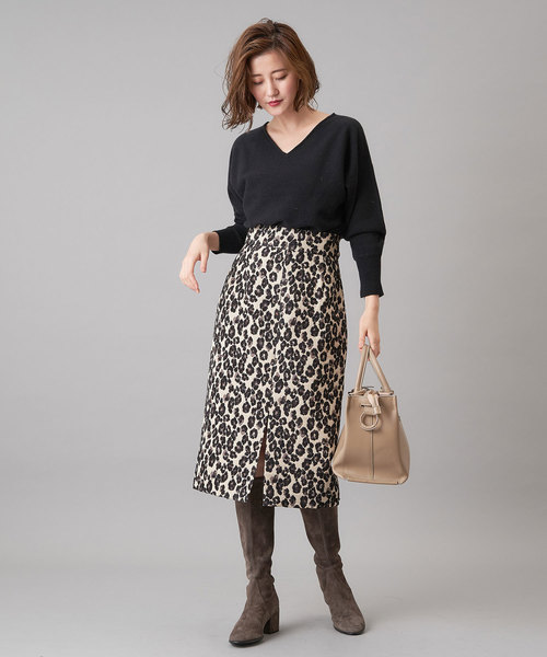 RIVE DROITE（リヴドロワ）の「【洗える】カシミヤVネックドルマンニット（ニット/セーター・レディース・ブラック/ライトベージュ/バイオレット/イエロー・FREE）」の8枚目の写真