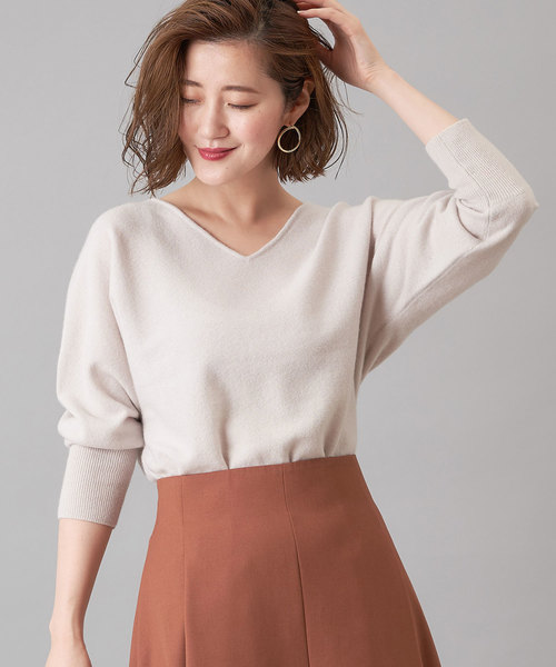 RIVE DROITE（リヴドロワ）の「【洗える】カシミヤVネックドルマンニット（ニット/セーター・レディース・ブラック/ライトベージュ/バイオレット/イエロー・FREE）」の14枚目の写真