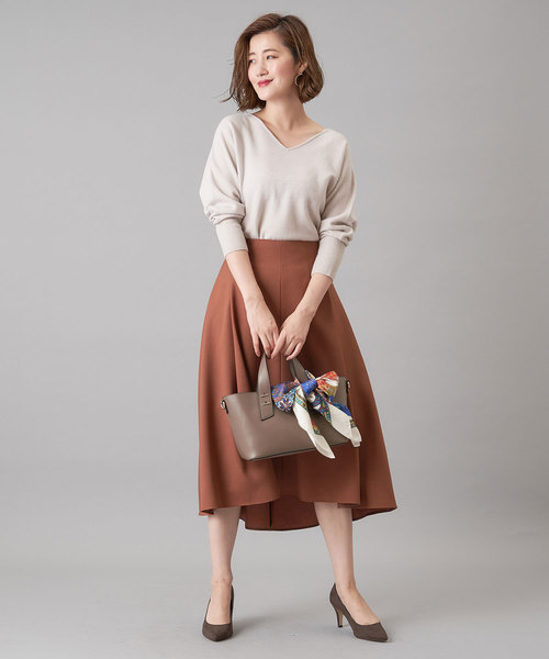 RIVE DROITE（リヴドロワ）の「【洗える】カシミヤVネックドルマンニット（ニット/セーター・レディース・ブラック/ライトベージュ/バイオレット/イエロー・FREE）」の16枚目の写真