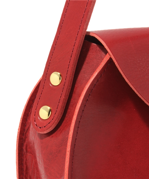 BEAMS BOY(ビームスボーイ)の「○BEAMS BOY / CIRCLE BAG(ショルダーバッグ・レディース・ブラック/ワイン・ONE SIZE)」の6枚目の写真