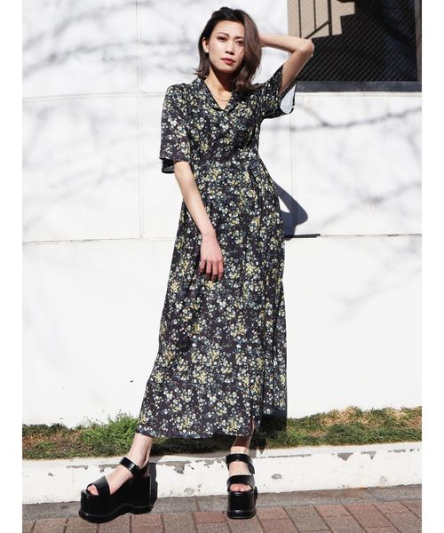 EMODA（エモダ）の「オープンカラー2WAYシャツワンピース（シャツワンピース・レディース・ブラック/ブラウン/その他/カーキ・FREE）」の4枚目の写真