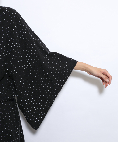 i（アイ）の「○△□ドットプリントユカタ（浴衣・レディース・ホワイト/ブラック・ﾌﾘ-）」の7枚目の写真