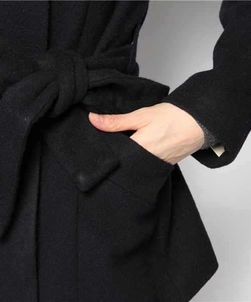 GALLARDAGALANTE(ガリャルダガランテ)の「ウールショートコート(その他アウター・レディース・キャメル/ネイビー・FREE)」の9枚目の写真