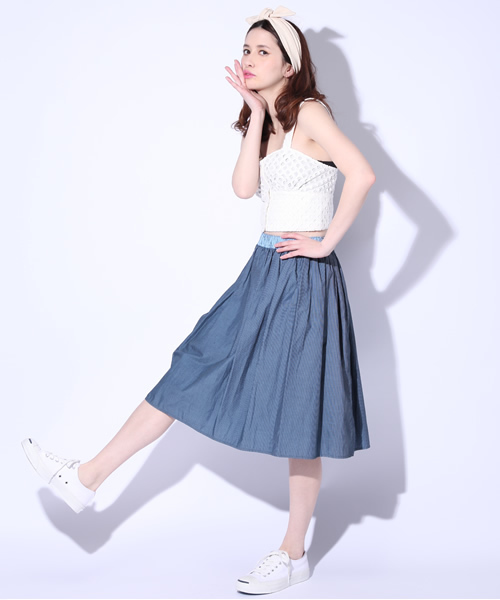 Ray BEAMS（レイビームス）の「○Ray BEAMS / ピンストライプ ギャザースカート（スカート・レディース・グレー/ブルー・0/1）」の13枚目の写真