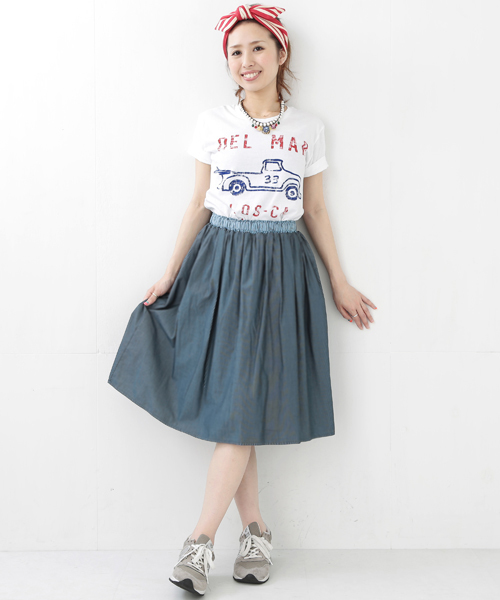 Ray BEAMS（レイビームス）の「○Ray BEAMS / ピンストライプ ギャザースカート（スカート・レディース・グレー/ブルー・0/1）」の11枚目の写真