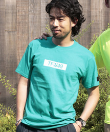 TFW49�i�e�B�[�G�t�_�u�����[�j�́uLOGO T�iT�V���c/�J�b�g�\�[�j�v