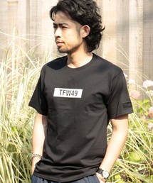 TFW49�i�e�B�[�G�t�_�u�����[�j�́uLOGO T�iT�V���c/�J�b�g�\�[�j�v