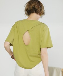 バックオープンTシャツ