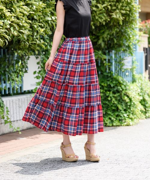 tocco closet（トッコ　クローゼット）の「チェック柄ティアードスカート（スカート・レディース・ブラック/パープル/レッド・M）」の4枚目の写真