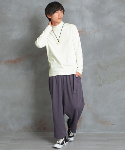 MinoriTY（マイノリティ）の「【MinoriTY】首周りが選べるあったかインナー 長袖ロンT メンズ 秋服 冬服 春服（Tシャツ/カットソー・メンズ・ホワイト/ブラック/ホワイト系その他/ブラック系その他/グレー系その他/チャコール/ベージュ/ベージュ系その他/杢グレー/グレー系その他2・M/L/XL）」の13枚目の写真