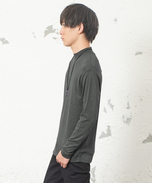 MinoriTY（マイノリティ）の「【MinoriTY】首周りが選べるあったかインナー 長袖ロンT メンズ 秋服 冬服 春服（Tシャツ/カットソー・メンズ・ホワイト/ブラック/ホワイト系その他/ブラック系その他/グレー系その他/チャコール/ベージュ/ベージュ系その他/杢グレー/グレー系その他2・M/L/XL）」の11枚目の写真