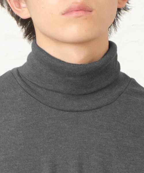 MinoriTY（マイノリティ）の「【MinoriTY】首周りが選べるあったかインナー 長袖ロンT メンズ 秋服 冬服 春服（Tシャツ/カットソー・メンズ・ホワイト/ブラック/ホワイト系その他/ブラック系その他/グレー系その他/チャコール/ベージュ/ベージュ系その他/杢グレー/グレー系その他2・M/L/XL）」の15枚目の写真