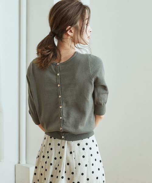 titivate(ティティベイト)の「前後2wayコットンニット(ニット/セーター・レディース・オフホワイト/グリーン系その他/ライトベージュ/チャコール/ブラック/グレイッシュベージュ・S/M/L)」の3枚目の写真