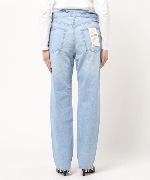 LOWRYS FARM（ローリーズファーム）の「ＣＯＮＥスティックパンツ　875167（デニムパンツ・レディース・ブルー/ライトブルー・LARGE/MEDIUM）」の6枚目の写真