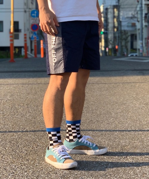 VANS(バンズ)の「VANS-OUTDOOR SHORT(その他パンツ・メンズ・ベージュ/パープル/ネイビー・M/L)」の4枚目の写真