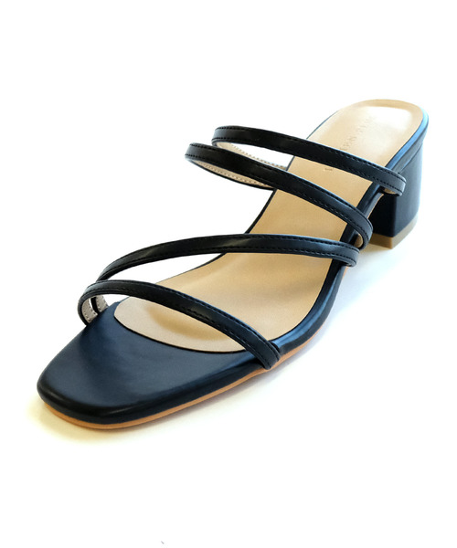 AmiAmi（アミアミ）の「メニーストラップミュールサンダル（サンダル・レディース・ブラック/ベージュ/グリーン/アイボリー/キャメル/シルバー/ゴールド/パイソン・LL/S/M/L）」の13枚目の写真