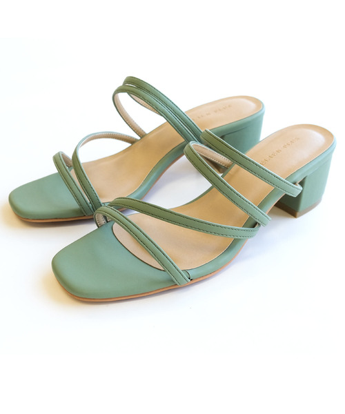 AmiAmi（アミアミ）の「メニーストラップミュールサンダル（サンダル・レディース・ブラック/ベージュ/グリーン/アイボリー/キャメル/シルバー/ゴールド/パイソン・LL/S/M/L）」の17枚目の写真