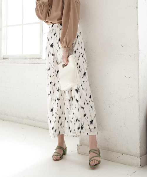 AmiAmi（アミアミ）の「メニーストラップミュールサンダル（サンダル・レディース・ブラック/ベージュ/グリーン/アイボリー/キャメル/シルバー/ゴールド/パイソン・LL/S/M/L）」の16枚目の写真