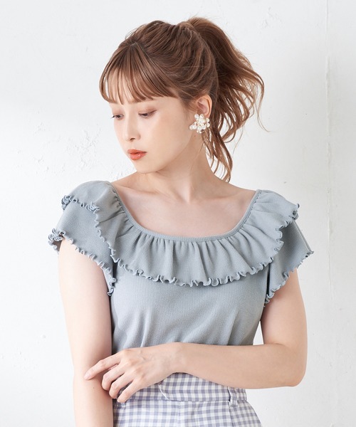 one after another NICE CLAUP（ワンアフターアナザーナイスクラップ）の「Wフリルテレコトップス（Tシャツ/カットソー・レディース・ブラック/ベージュ/オフホワイト/サックスブルー・FREE）」の16枚目の写真