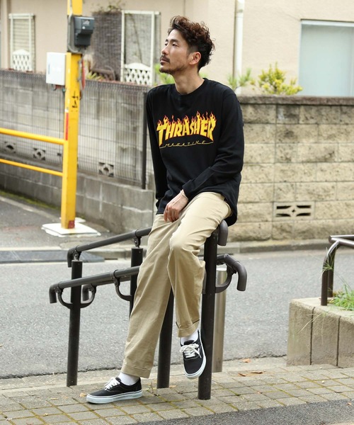 THRASHER(スラッシャー)の「FLAME LONG SLEEVE T-SHIRTS/THRASHER スラッシャーフレイムロゴ長袖ロンT スケーター ストリート ユニセックス(Tシャツ/カットソー・メンズ・ホワイト/ブラック/サンドグレー/バーガンディー・SMALL/MEDIUM/LARGE/X-LARGE/XX-LARGE)」の12枚目の写真