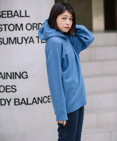 Munich(ミューニック)の「ボイルドブークレジャージー ラグランスリーブフーディー(パーカー・レディース・チャコールグレー/ブルー/アイボリー・FREE)」の10枚目の写真