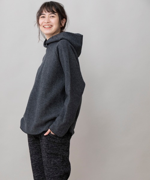 Munich(ミューニック)の「ボイルドブークレジャージー ラグランスリーブフーディー(パーカー・レディース・チャコールグレー/ブルー/アイボリー・FREE)」の15枚目の写真