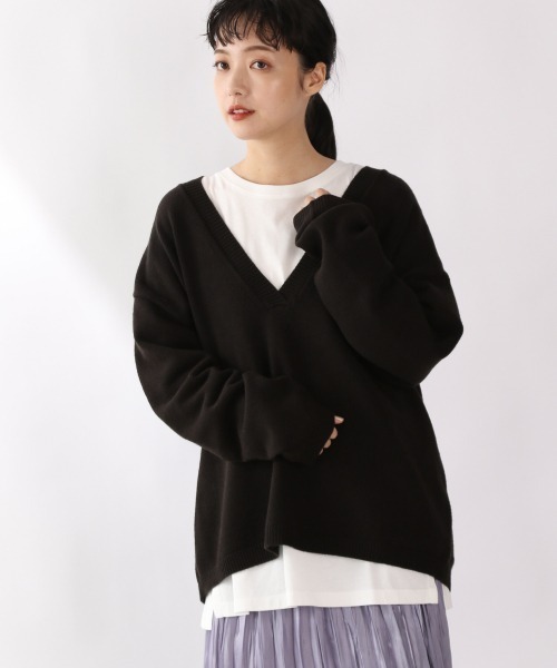 LOWRYS FARM(ローリーズファーム)の「VニットプルオーバーLS 920956(ニット/セーター・レディース・ブラック/グリーン/アイボリー・FREE)」の2枚目の写真