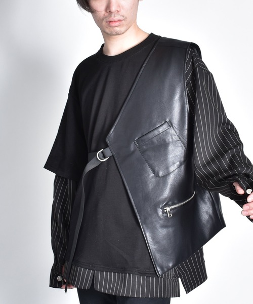 endevice（エンデヴァイス）の「アシンメトリー フェイクレザー